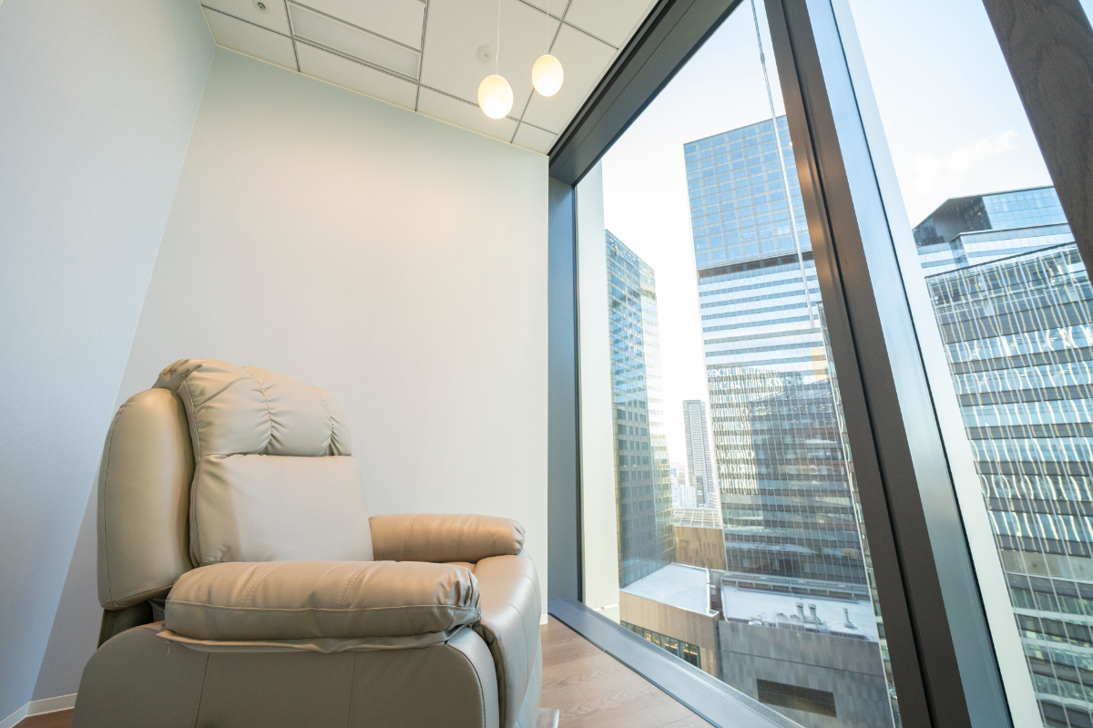 うめきたウィメンズクリニック リラックスルーム（大阪梅田・JR大阪駅西口直結の婦人科）